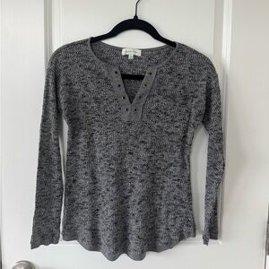 Grace & Lace Gray Long Sleeve Knit Top